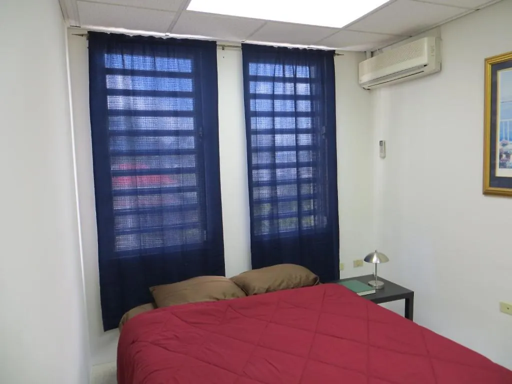 Moonlight Bay Hostel Fajardo